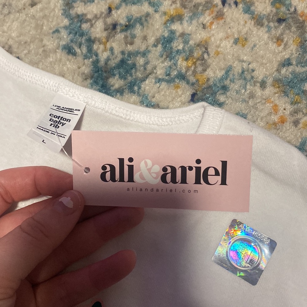 Alpha phi - Picture 2 of 2